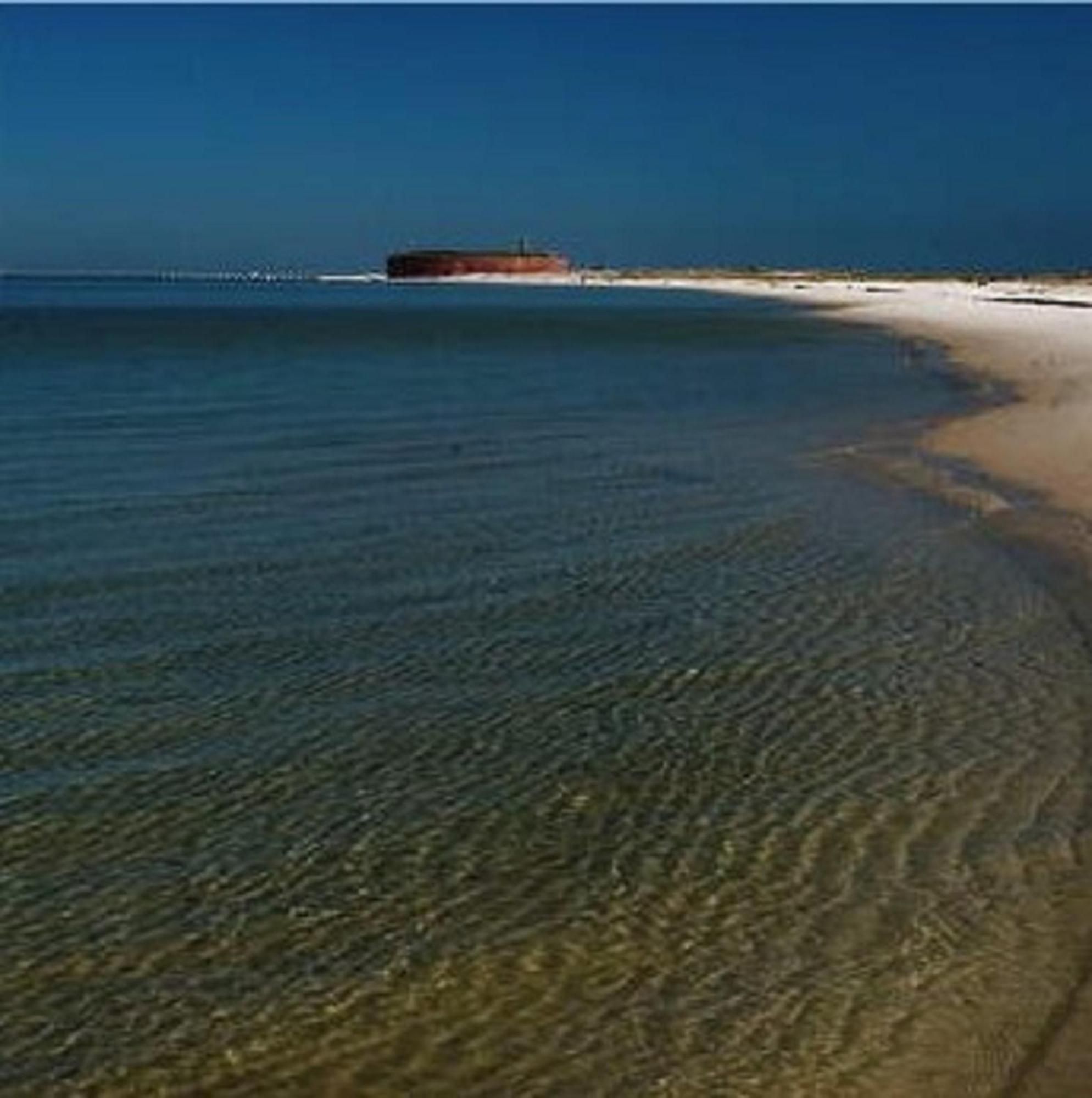 Holiday Inn Express - Gulfport Beach, An Ihg Hotel Exterior photo